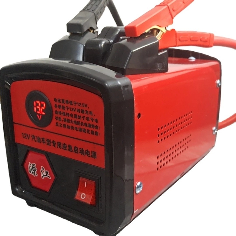 Μεγάλης χωρητικότητας 24V φορτηγό Jump Starter με έξοδο φόρτισης USB-C και 2000A κορυφαίο ρεύμα